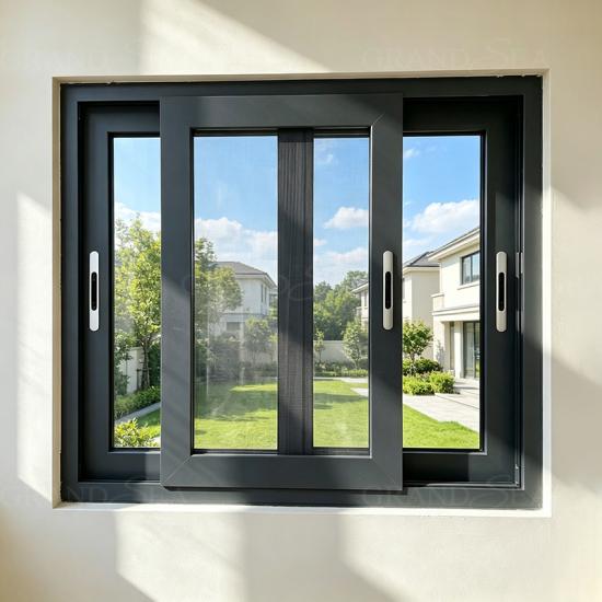 fenêtre coulissante en aluminium à triple rail